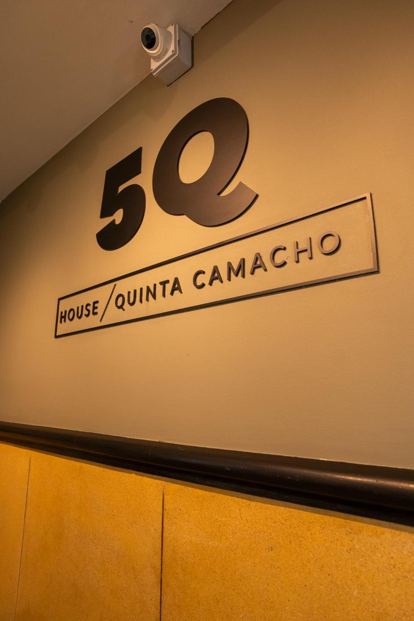 5Q House Quinta Camacho Bed & Breakfast โบโกตา ภายนอก รูปภาพ